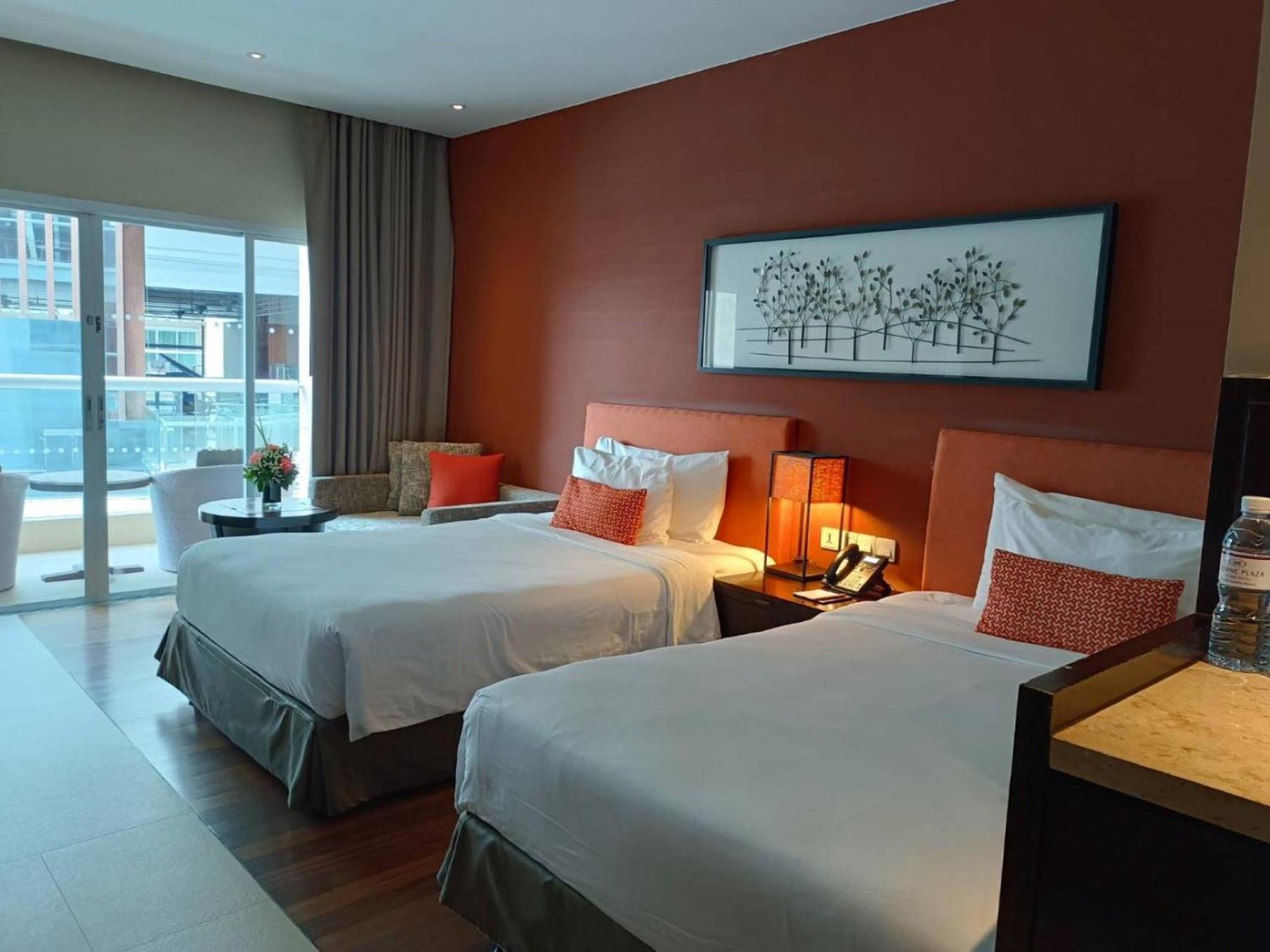 Phuket Panwa Beachfront Resort Extérieur photo