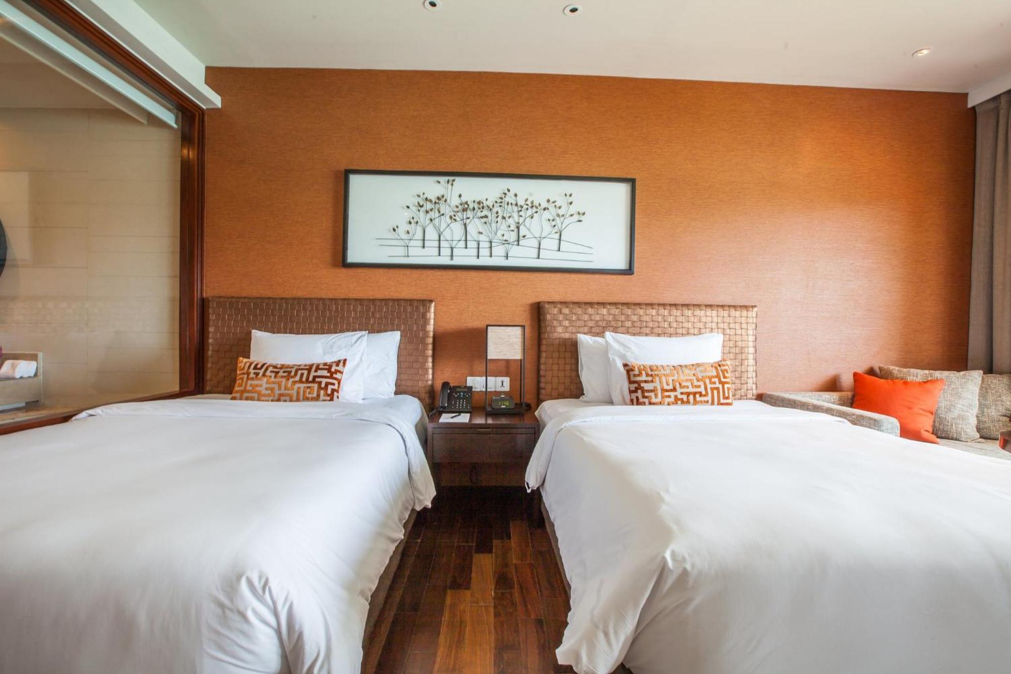 Phuket Panwa Beachfront Resort Extérieur photo